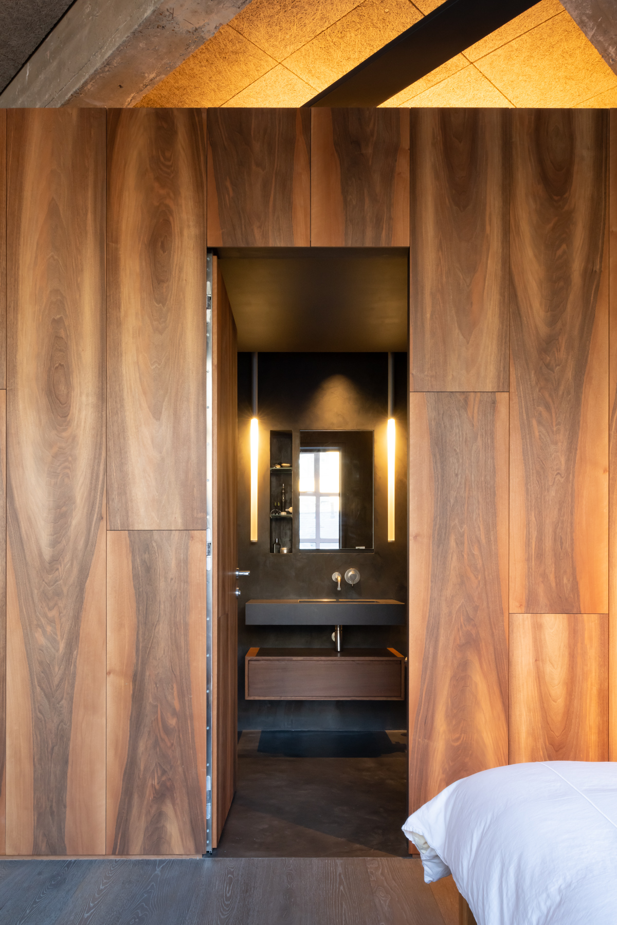 Bathroom in Warner House, Central London