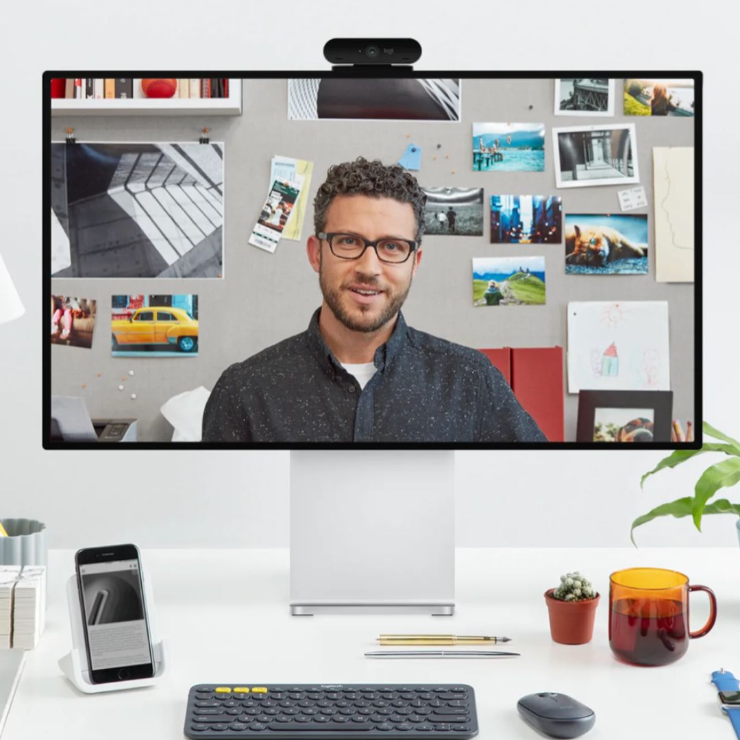Meeting room technology: Logitech cameras
